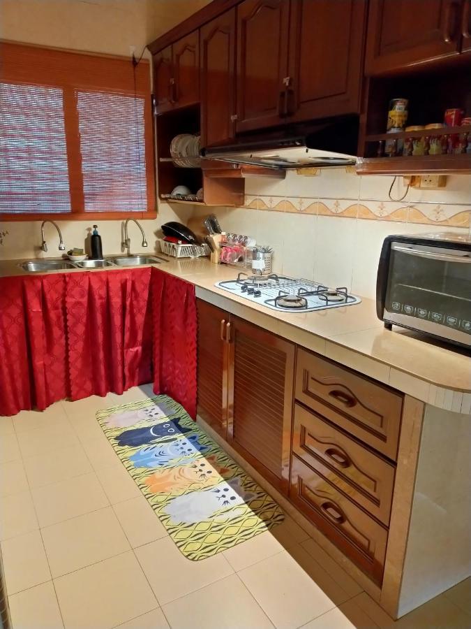Basrie Villa "Mslim Only" - Mini Cinema , Private Pool , Wi-Fi , Netflix Muar Kültér fotó